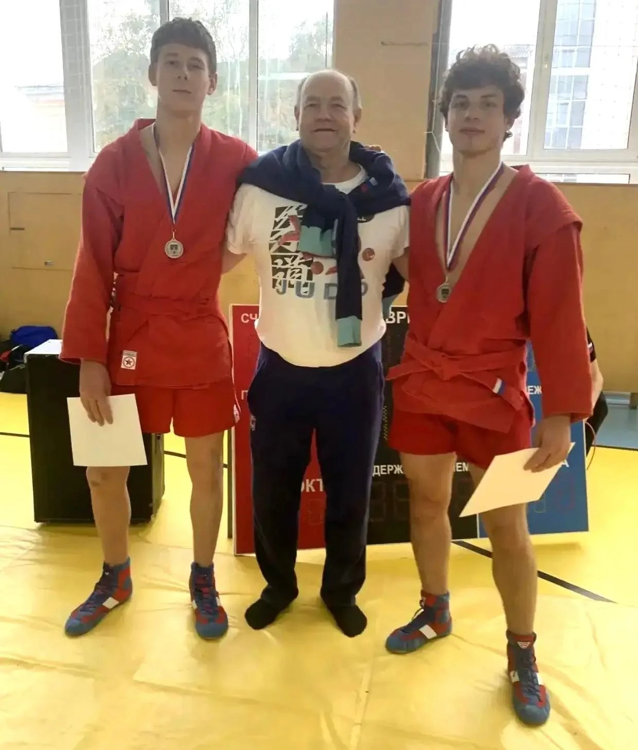 🥋 Электростальские самбисты стали призёрами открытого Московского областного турнира «...