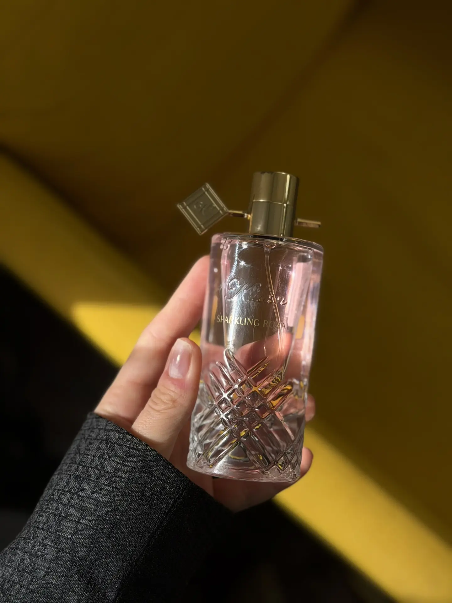 Врываемся в понедельник с яркой новинкой от Kilian 🤩