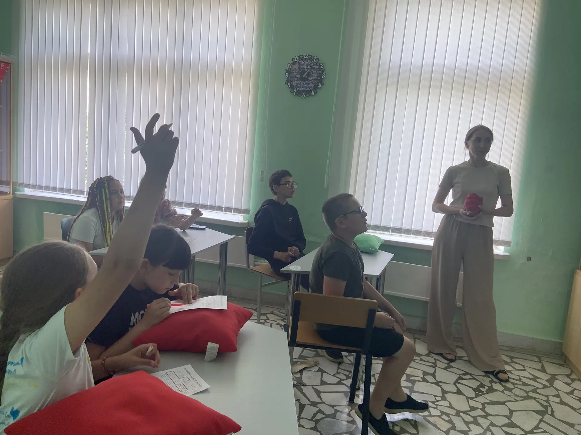 День двенадцатый. Яркий день в летнем лагере: от музыкальных угадаек до жарких спортивных баталий!Се