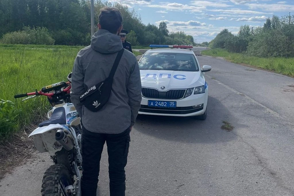 🏍️🔥 За езду на питбайке теперь могут выписать штраф до 15 000 рублей. Почему мини‑мотоциклы снова по