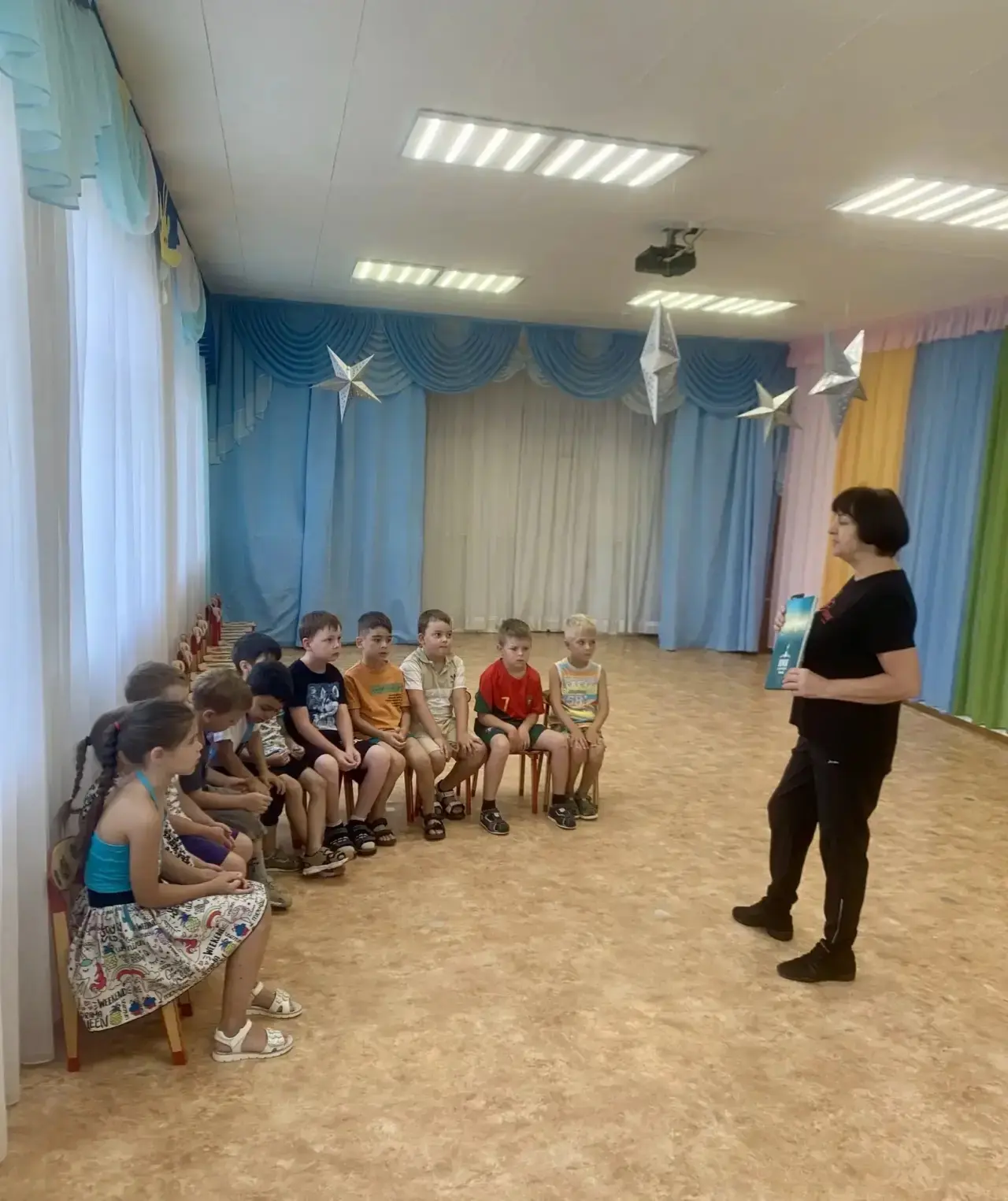К нам в детский сад пришла замечательная гостья ☺️🥰
Талантливый  хореограф и педагог Оспищева Ирина