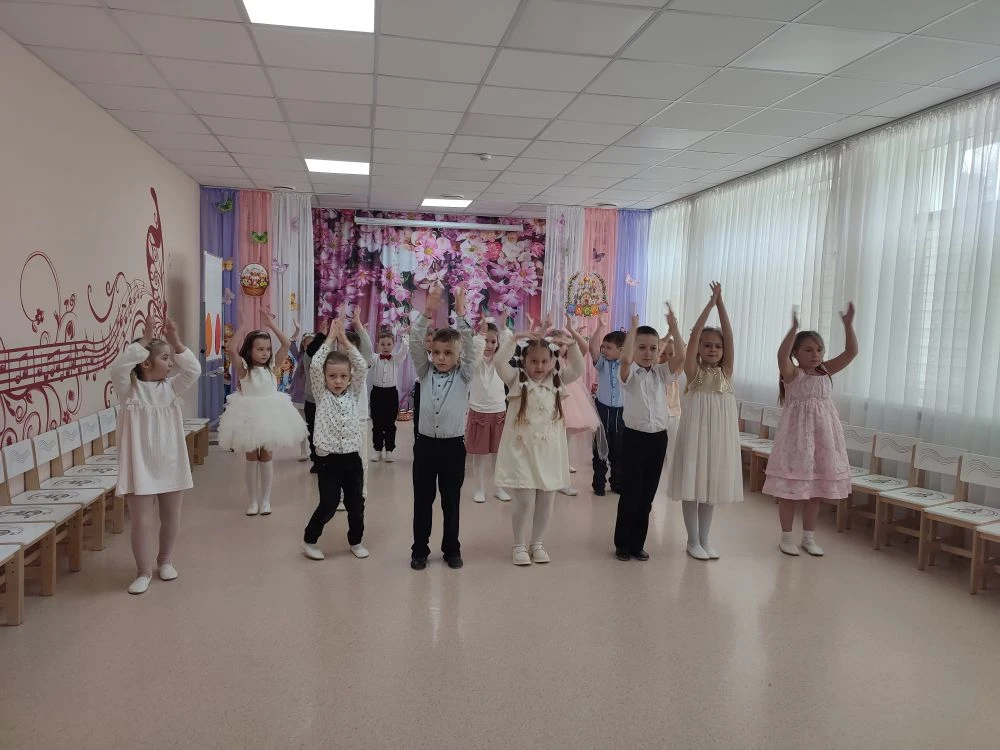 🎉 Веселимся и празднуем: