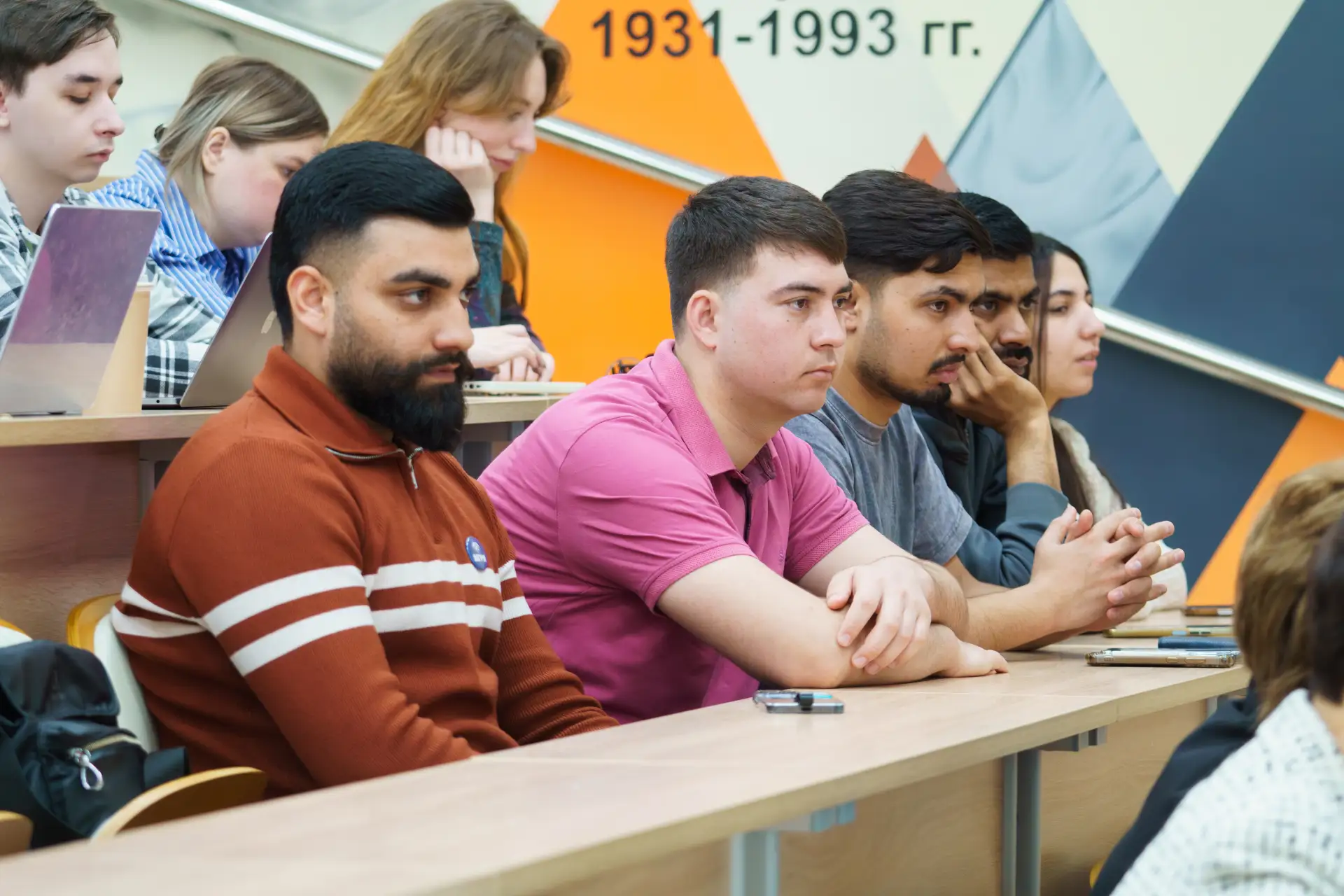 В МГРИ прошла открытая лекция по вопросам ведения внешнеэкономической деятельности в современных усл
