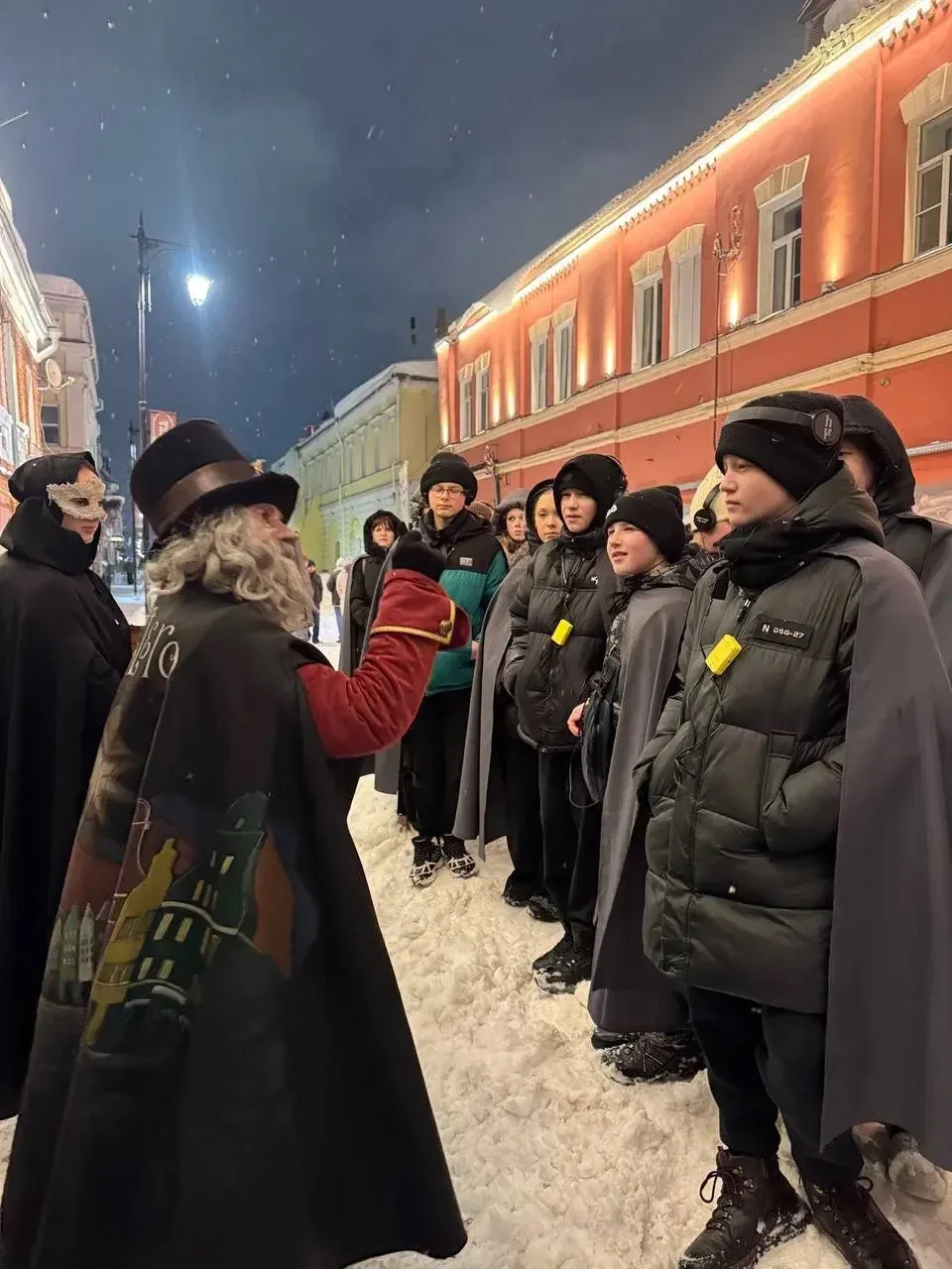 🧙‍♂️🏮 28 февраля учащиеся 7 "А" класса  совместно с Водопьяновой Еленой Павловной проводили зиму, со