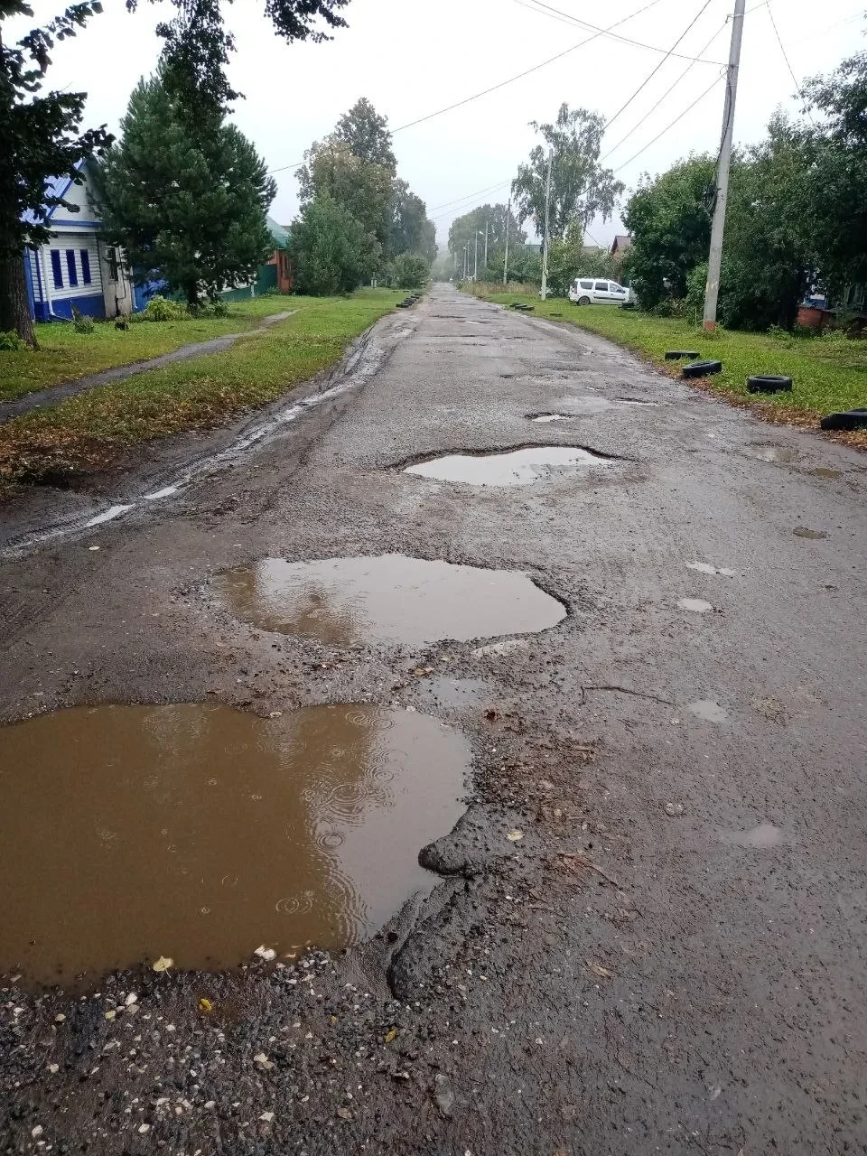 Жители Саранска жалуются на состояние дороги на улице Чапаева. По словам горожан, дорож...