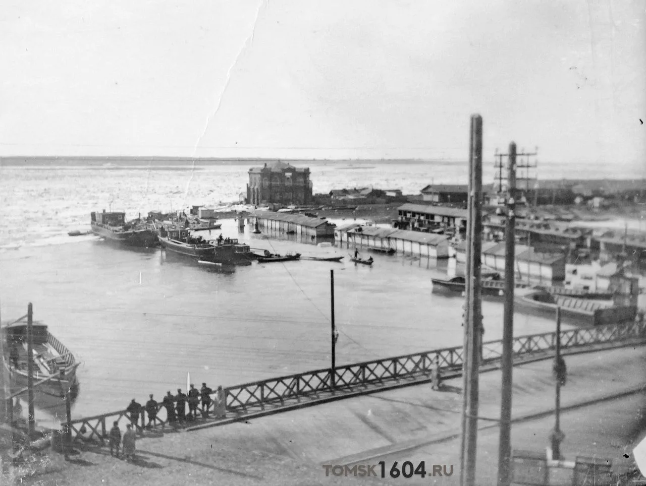 Ледоход неумолимо приближается к Томску. В городской черте Томь должна вскрыться в ближ...