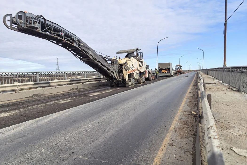 Краснозатонский мост в Сыктывкаре пообещали отремонтировать за неделю