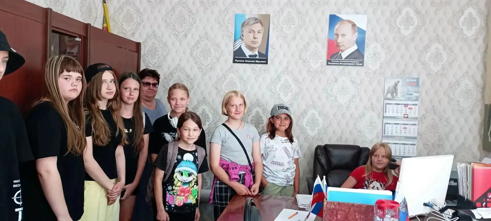 В Ореховской школе  провели День дублёра. Ребята посетили администрацию с. Ореховка и попробовали се