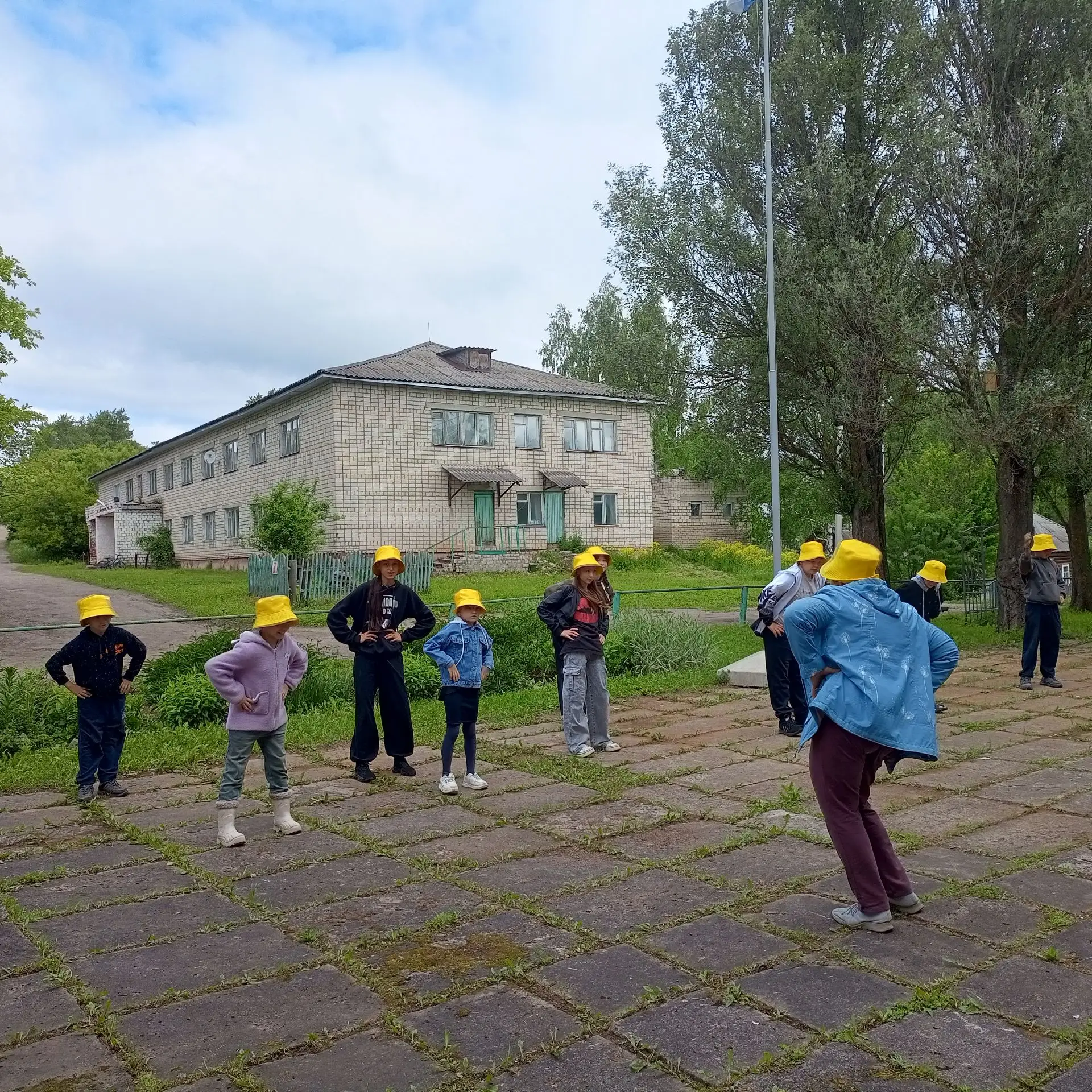 🤸‍♂️ День «Орлёнок‑спортсмен» — максимум движения и позитива!

Сегодня у нас:
-утренняя зарядка — з