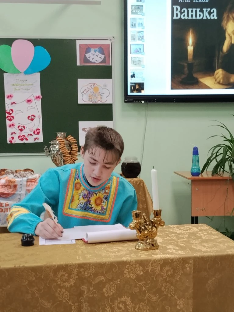🎭 На сцене школьный театр «Классика на сцене»!