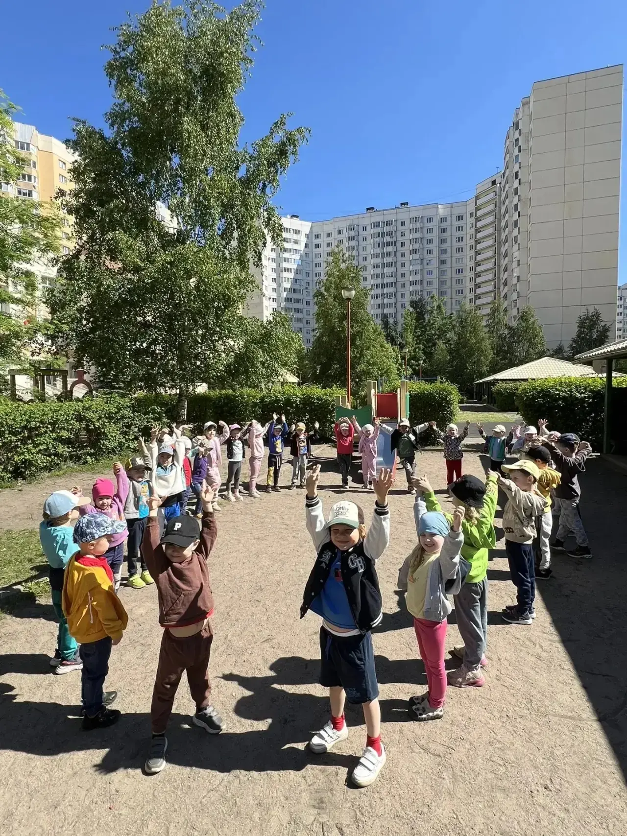 Ребята из «Колокольчиков» знают: вместе веселее! ☀️