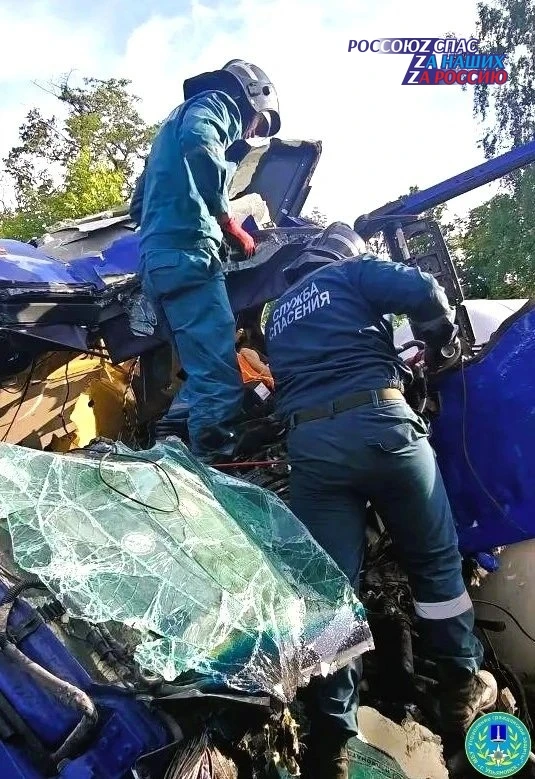 Ульяновские городские спасатели оказали помощь в ликвидации последствий ДТП

15 июня в 16 час 38 мин