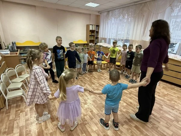 Как «приручить» дракона злости и подружиться с грустью? 🌈  Сегодня в группе #2 детского сада #7 наше