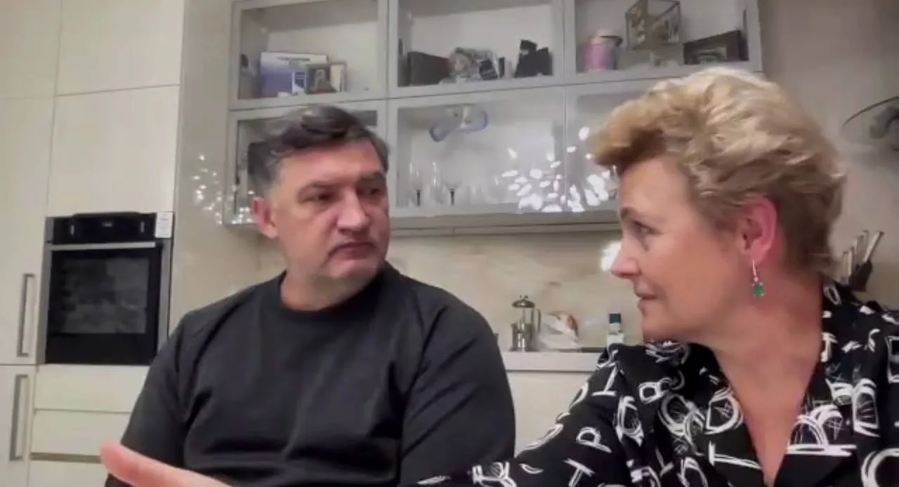 Когда выдвигаешься наверх, тебя обязательно будут стричь. Это закон.
