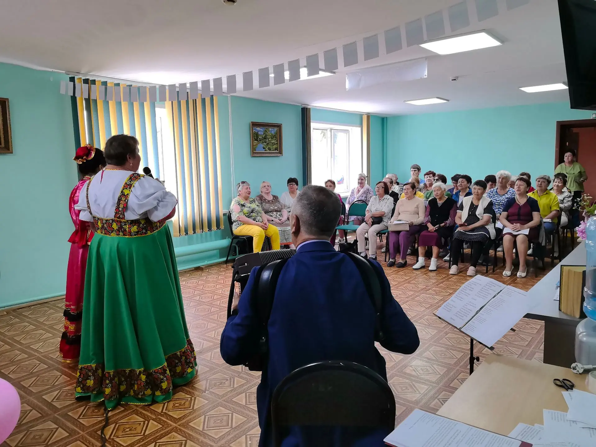 В ГБУСО «КСЦОН» в Первомайском районе, для получателей социальных услуг, состоялось яркое празднично