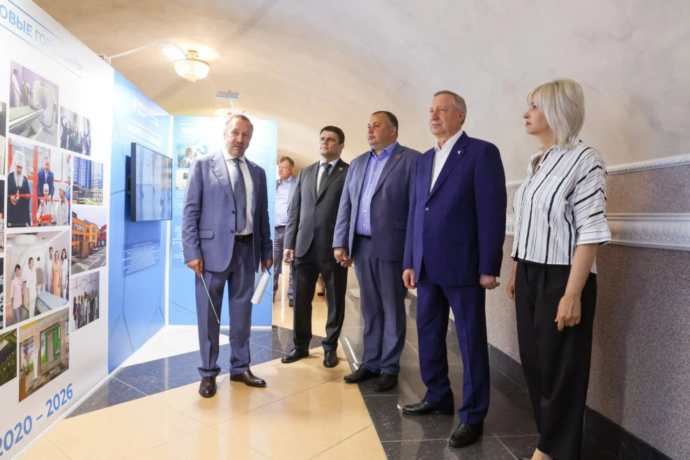 Крупнейший в Санкт-Петербурге поликлинический комплекс откроют на набережной Миклухо-Маклая

О плана