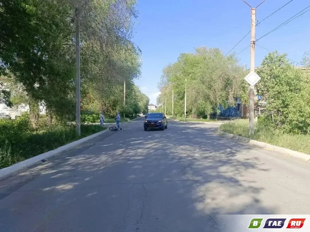 На улице Ленина произошло смертельное ДТП.  По предварительным данным, автомобиль Kia Seltos под упр