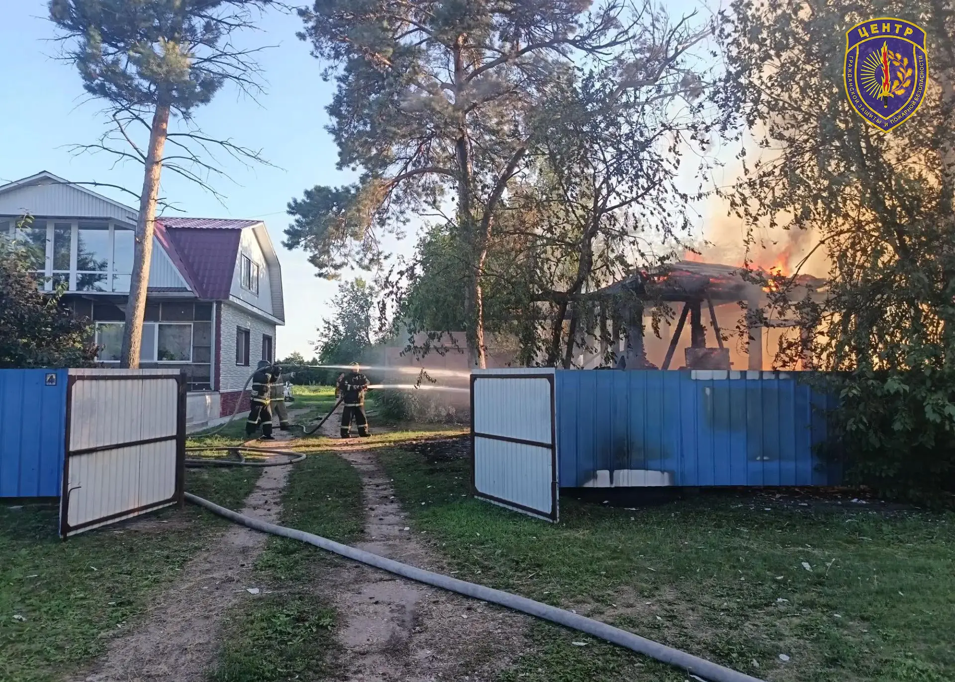 ❗В Ивановском округе пожарные ликвидировали возгорание хозпостройки