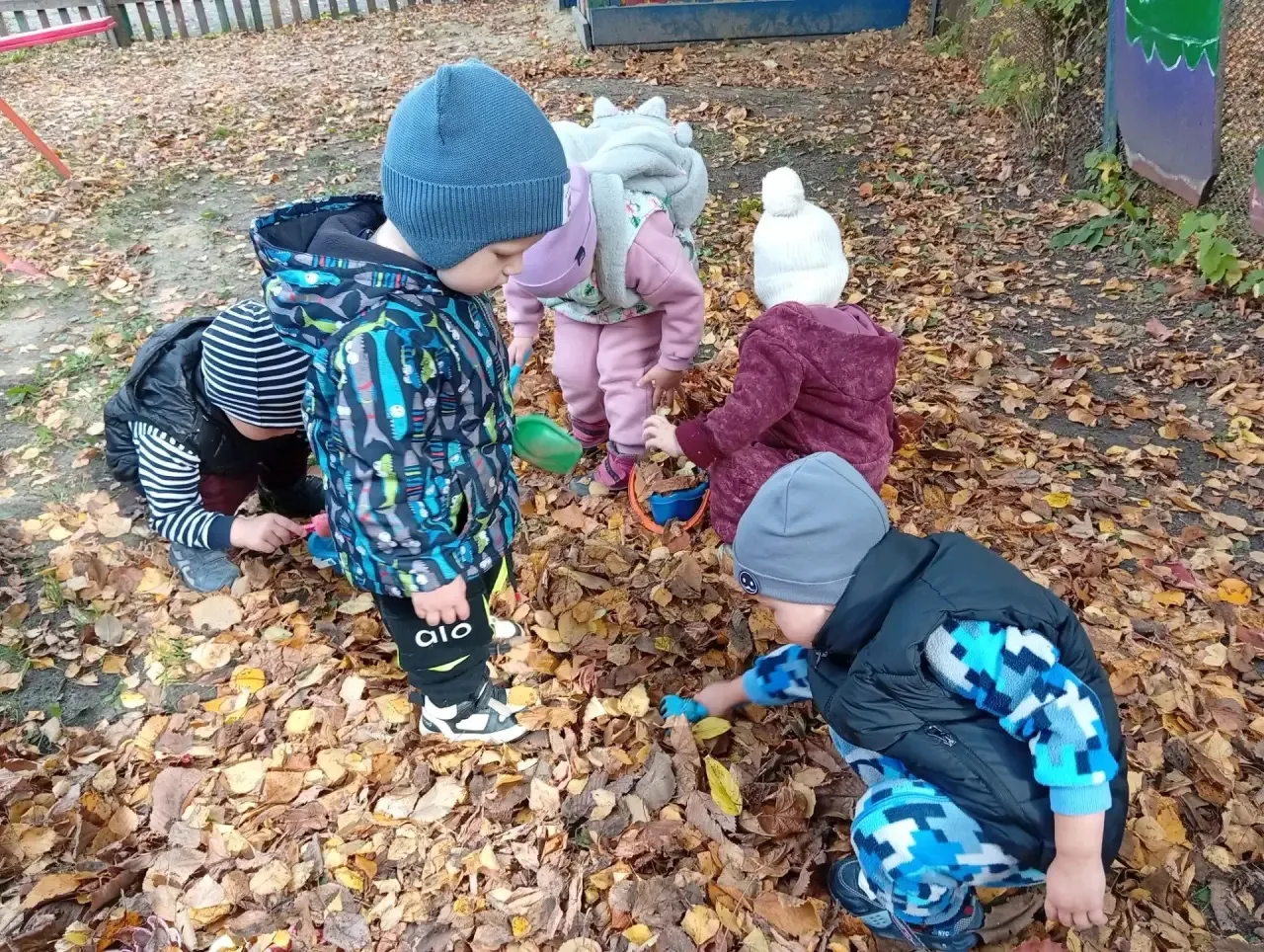 🍂Сентябрь— не время для грусти, а самый настоящий трудовой сезон! Сегодня на нашем уча...