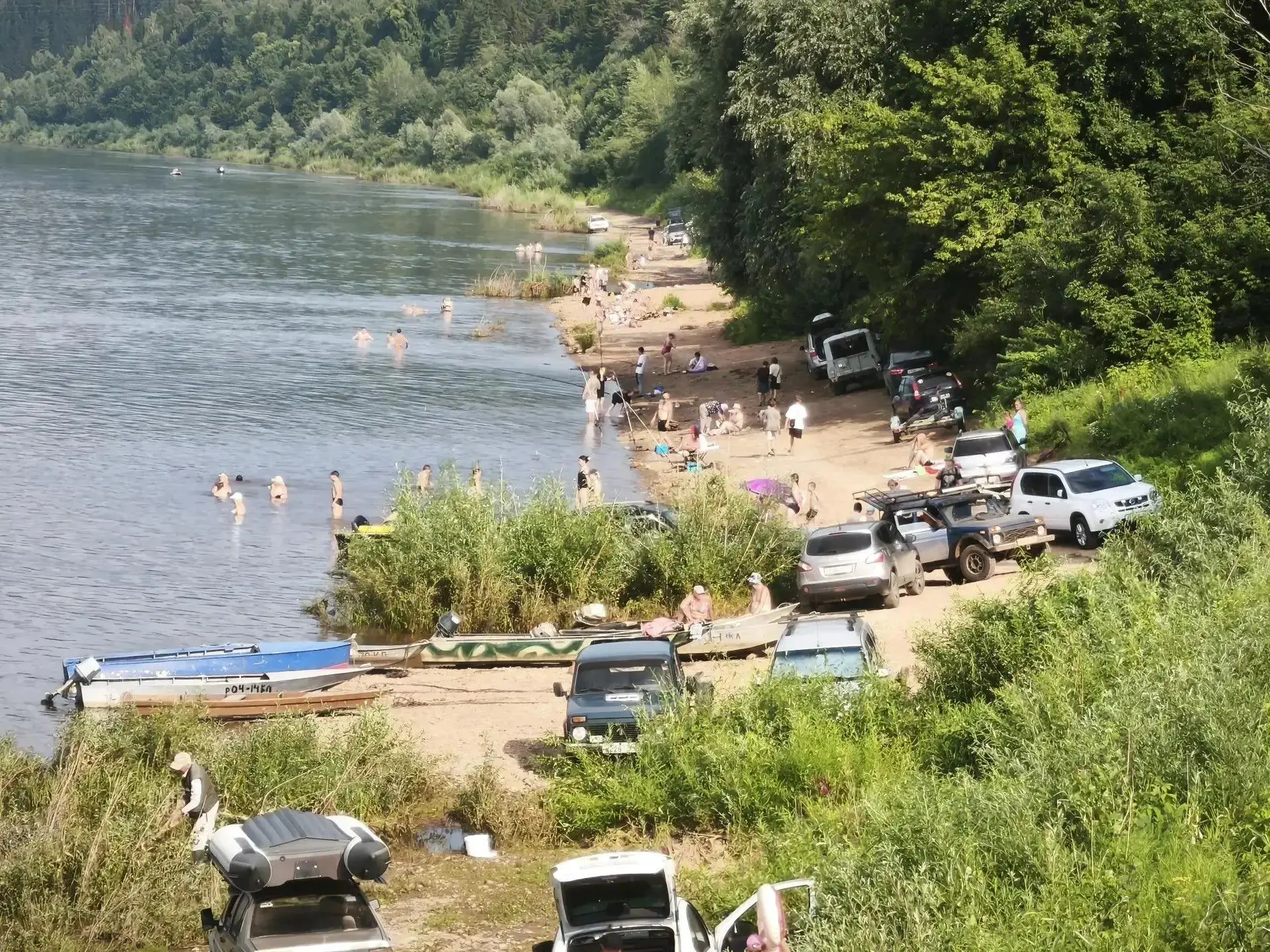 🏖 Отдых у воды — да, купание — нет!

С 25 июля в Вятских Полянах открыто место отдыха у воды (район