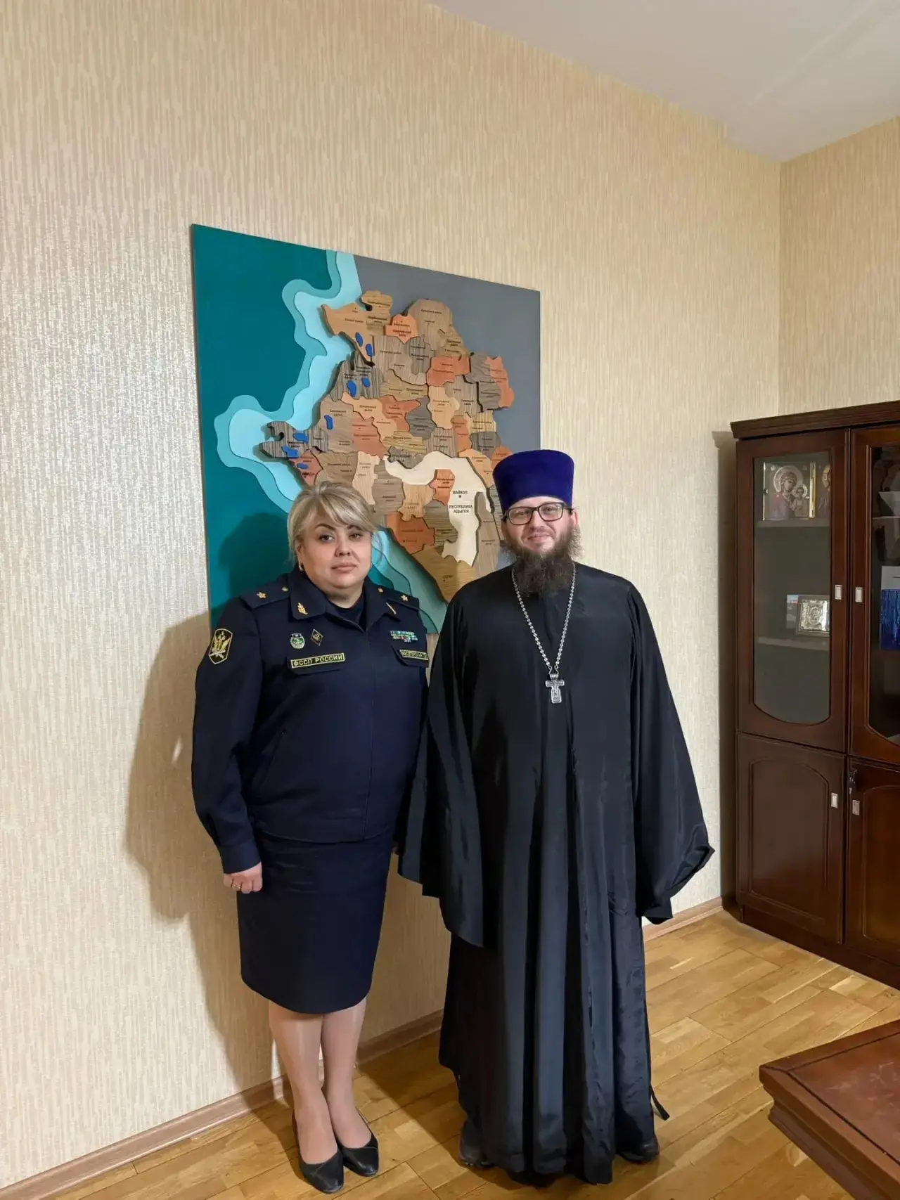 В рамках диалога с обществом: член Общественного совета провел для приставов Кубани лекцию о традици