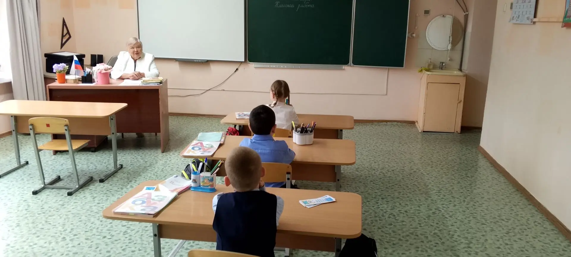 🎉 «Разговоры о важном»: узнали о человеке, который укреплял мощь России! 🎉