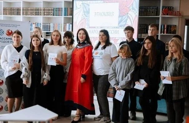 В Чойском районе завершился визит кочевого фестиваля «Караван Дружбы Ассамблеи народов ...