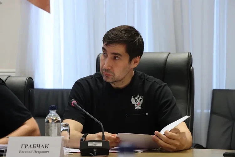 Евгений Грабчак провел выездное совещание в Донецкой Народной Республике