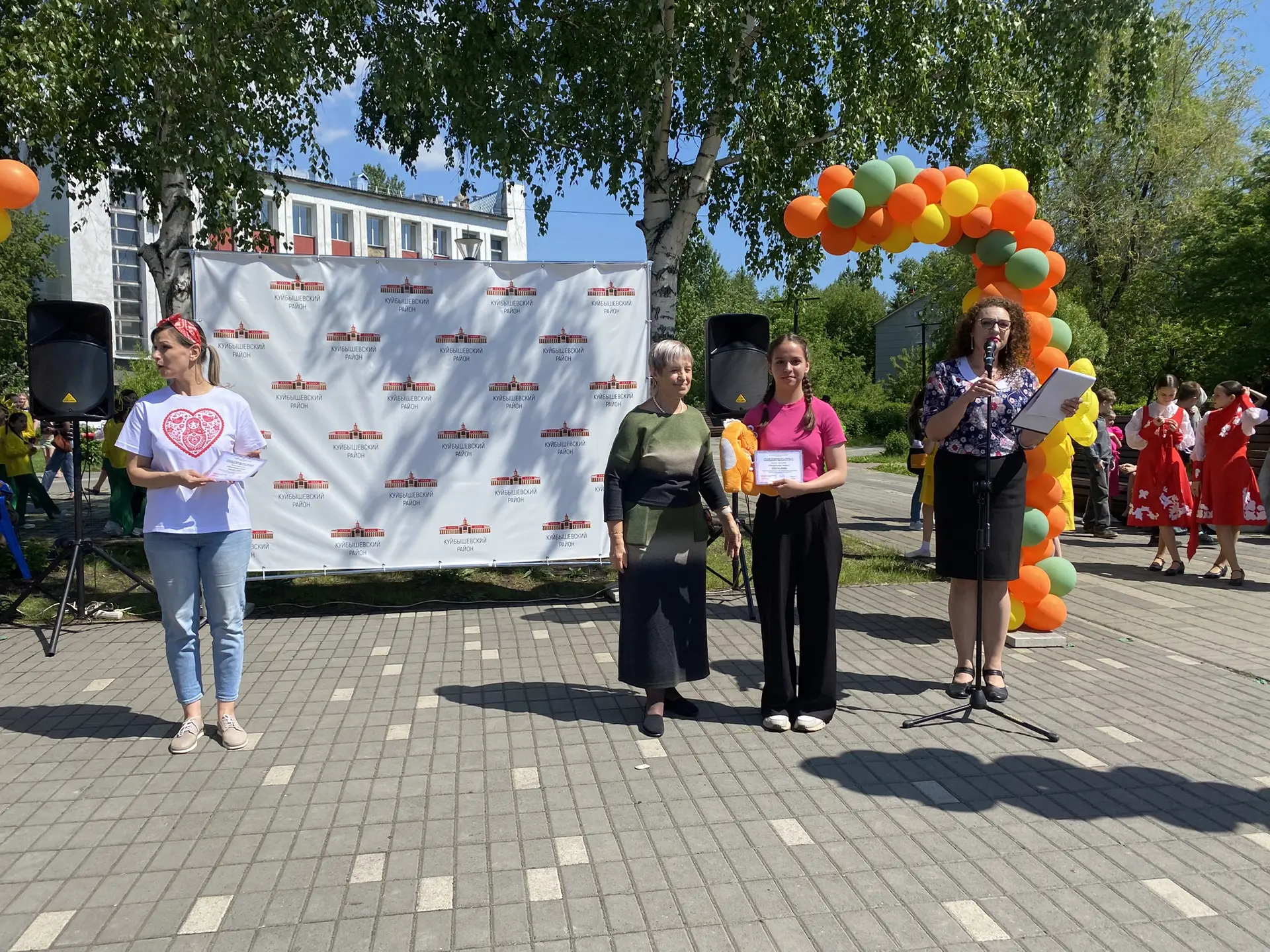 🌟Одарённые дети

1️⃣ июня на районном празднике, посвященном Дню защиты детей, состоялось вручение 