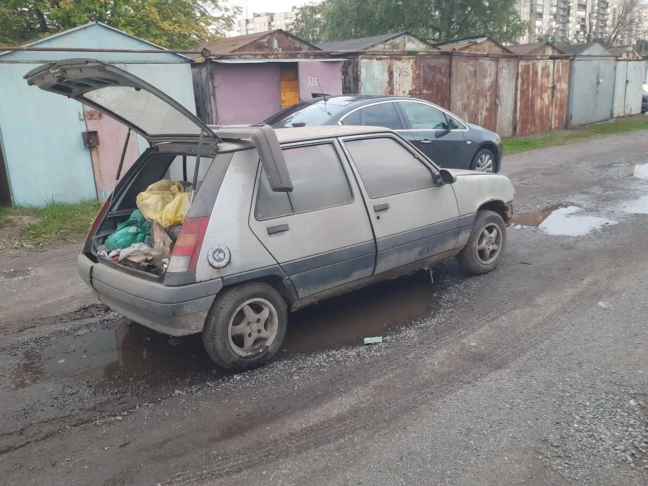 Renault 5