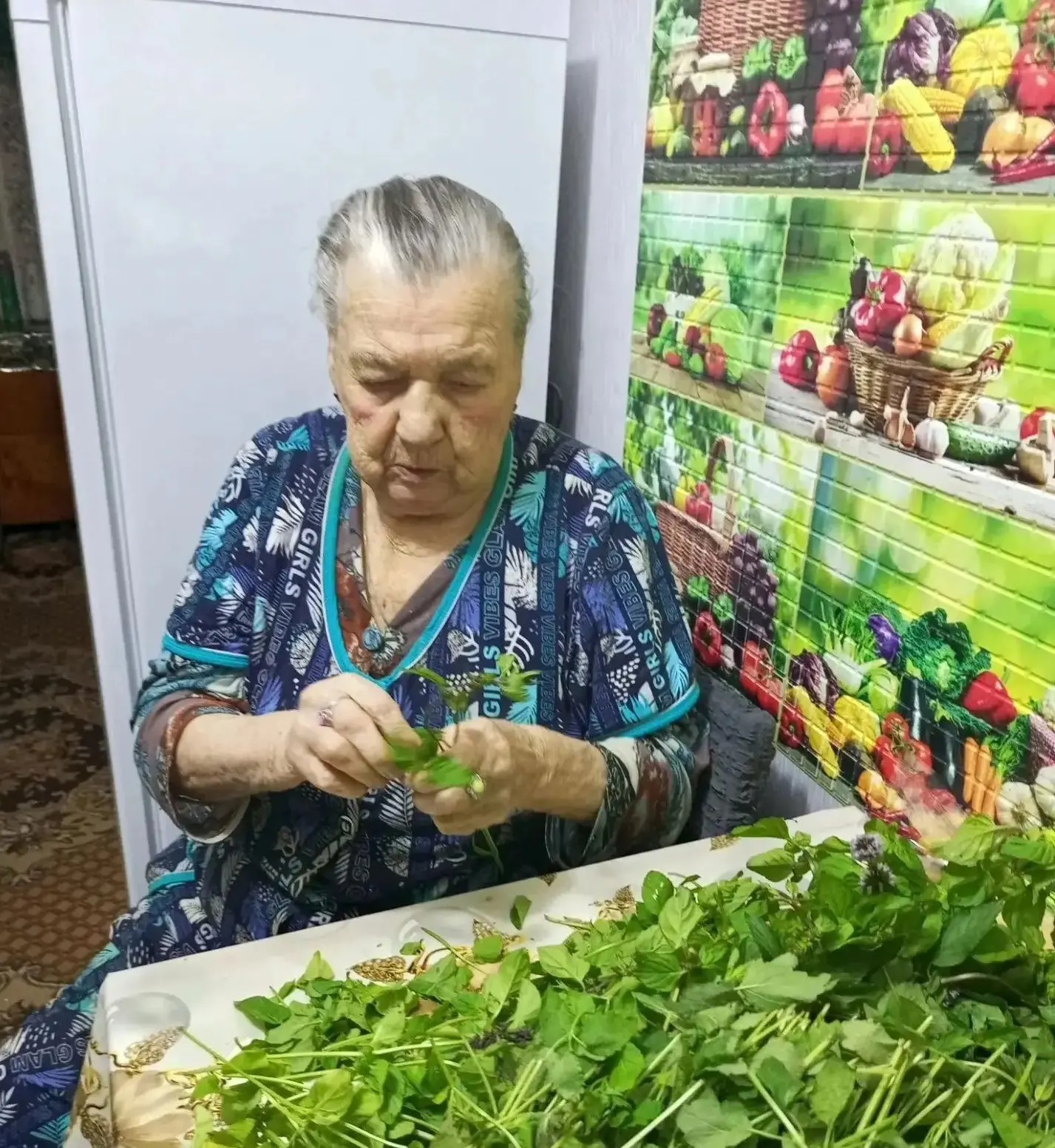 🙌94 года — не помеха для добрых дел: Антонина Исаева помогает фронту