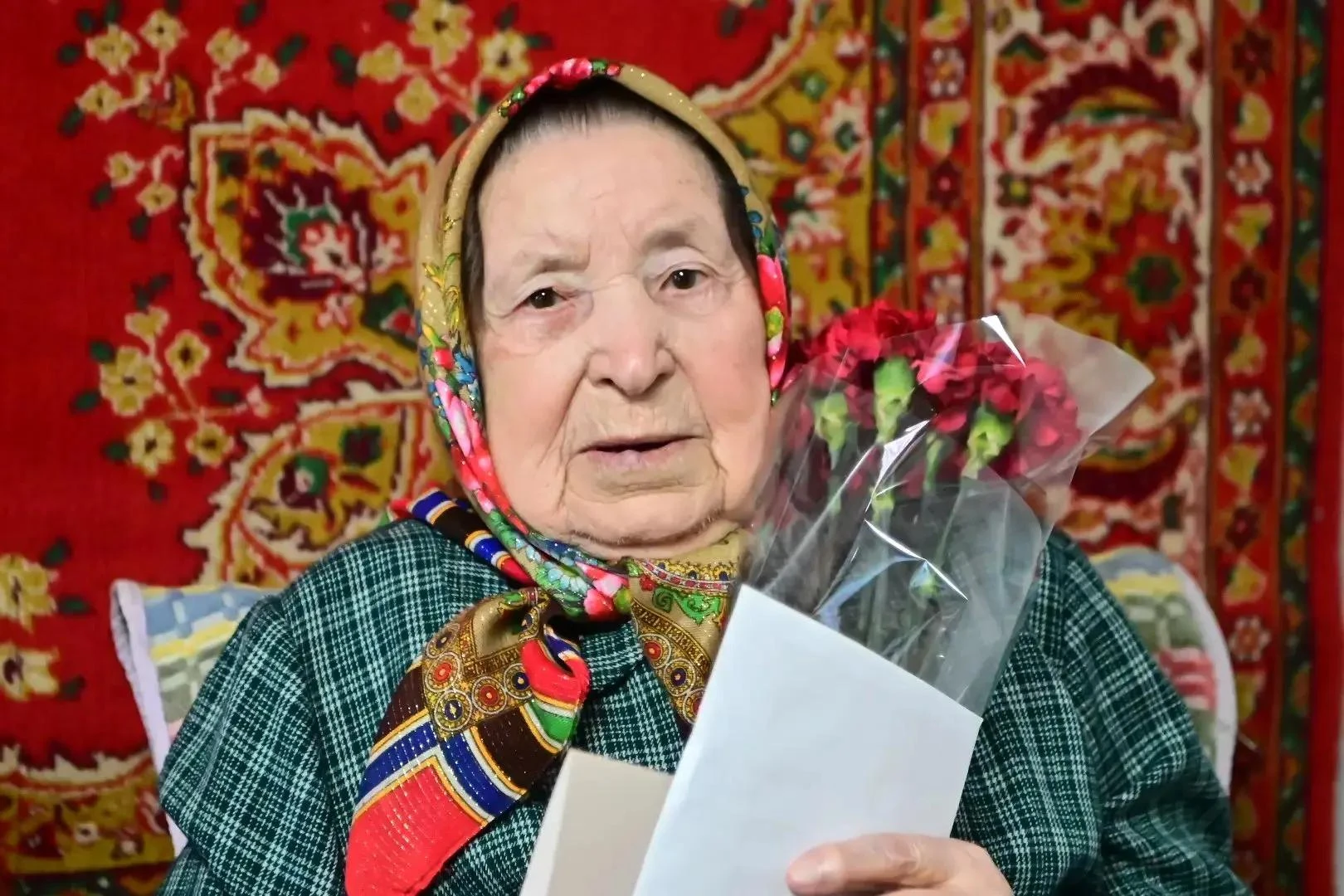 Жительница села Преображенского Раиса Сердюкова отметила 98-летие