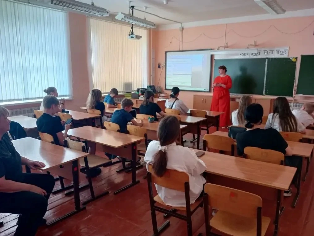 ⚡️Отдельной площадкой всеобуча была встреча с детьми, которые воспитываются в замещающих семьях.

В 