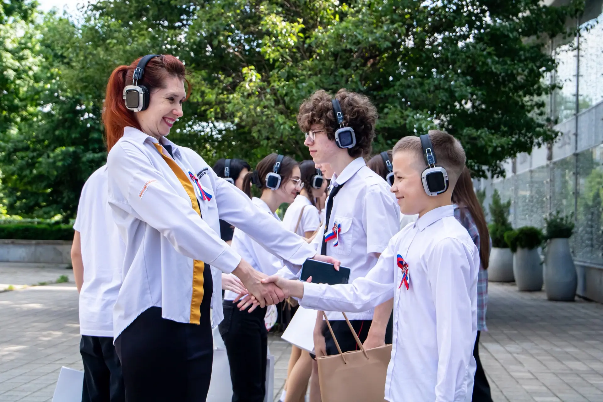 День прошел по доброму 🧡

Второй дневной маршрут с аудиогидом проведен от Свято-Екатерининского каф