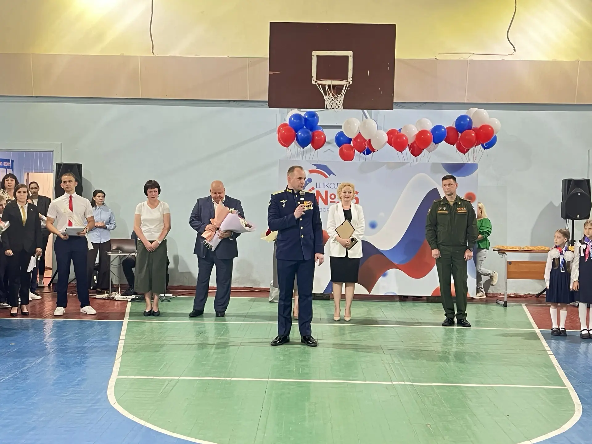 🎓✨ Сегодня, 26 мая, в нашей школе прозвенел Последний звонок для выпускников 9-х и 11-х классов! ✨🎓 