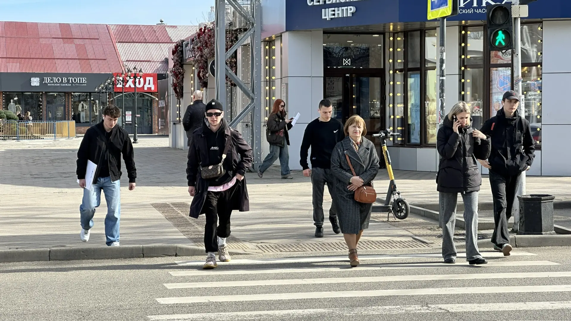 🙂‍↔️И пусть у нас нет метро, но разве москвичи не променяли бы своё метро на вот такую погоду 20 фев