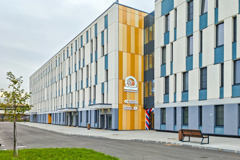 Открыта одна из крупнейших больниц в городе - на Южном намыве.