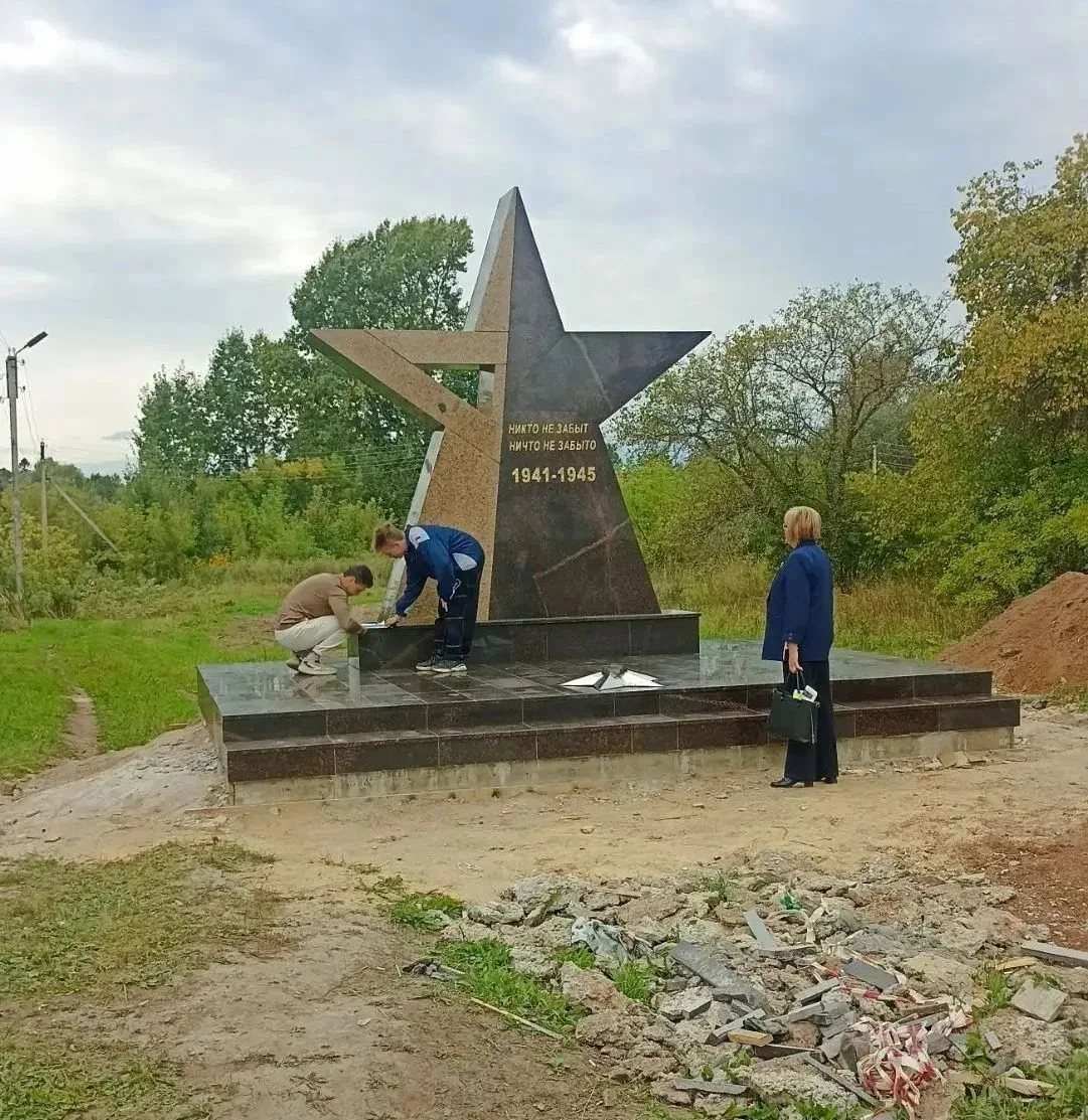 В посёлке Мариец завершилось строительство памятника участникам Великой Отечественной в...