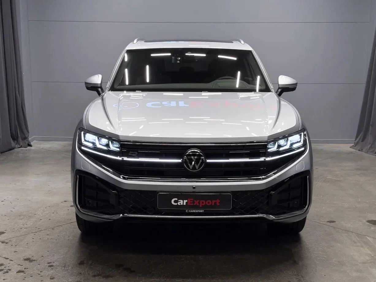В наличии
🇰🇷 Volkswagen Touareg R-Line Final Edition
 
- Подруливающая задняя ось;
- Пневматическа
