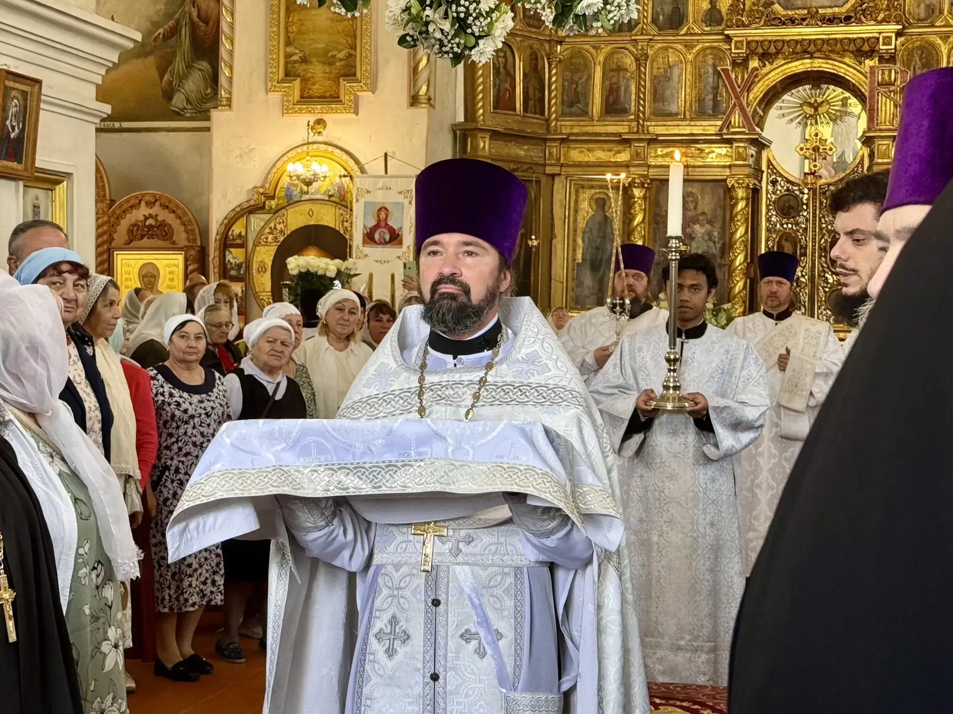 В храме Вознесения Господня в станице Пластуновской отметили престольный праздник  21 мая исполнилос