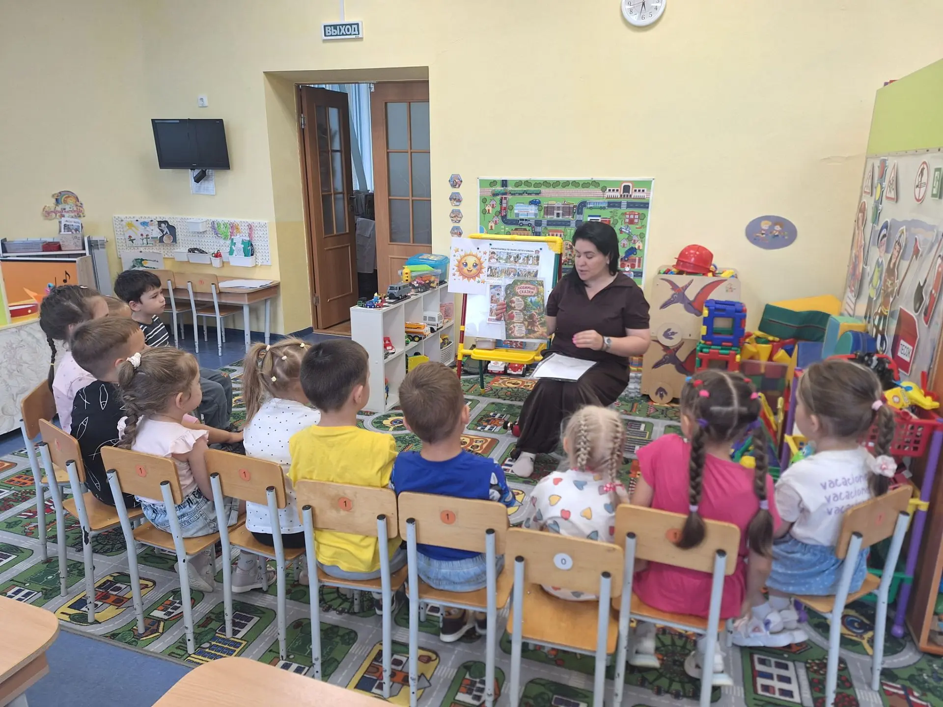 В группе Котята прошел "Международный день сказок"📚✨✨