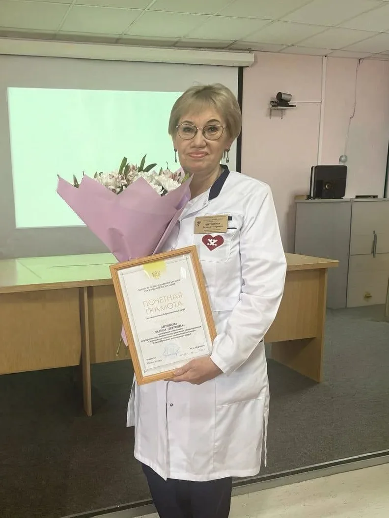 «Каждые роды переживаешь так, будто это впервые»

35 лет в медицине, тысячи принятых родов, санитарн