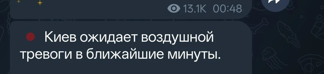 Вы это, из метро не выходите, позже мест вообще не будет.