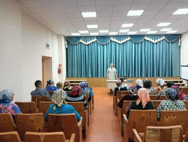 Жители деревень Нижние Елыши, Верхние Елыши и Антоновка собрались на встречу чтобы обсудить реализац