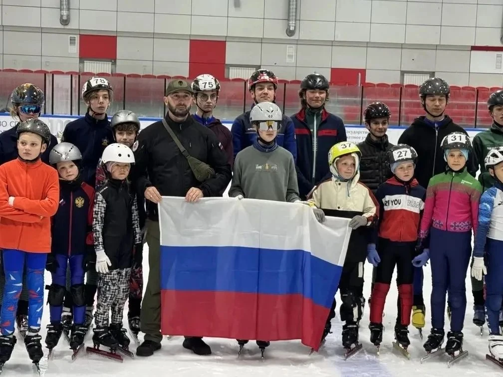 🇷🇺На тренировочном занятии состоялся «Урок мужества» с ветераном специальной военной операции🇷🇺 