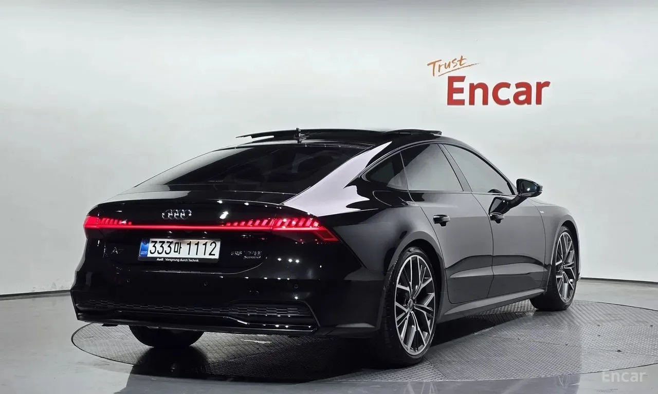 Audi A7 55 TFSI quattro Premium🔥

Это практически новый автомобиль с пробегом всего 9 302 км в макс