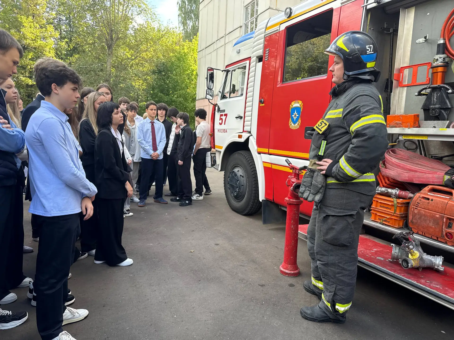 Урок, который может однажды спасти жизнь🚒