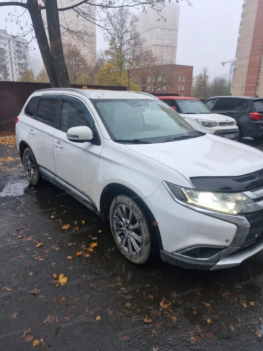 Mitsubishi Outlander
2016 год
VIN: Z8TXTGF2WHM005531

График снижения цены.

с 05.06 - 1 377 000 руб