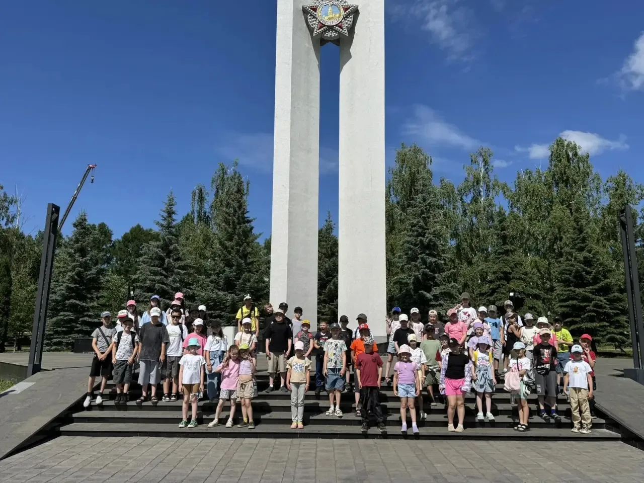 Сегодня, 22 июня, в нашем пришкольном лагере прошёл особый день – «День памяти и скорби». Мы почтили