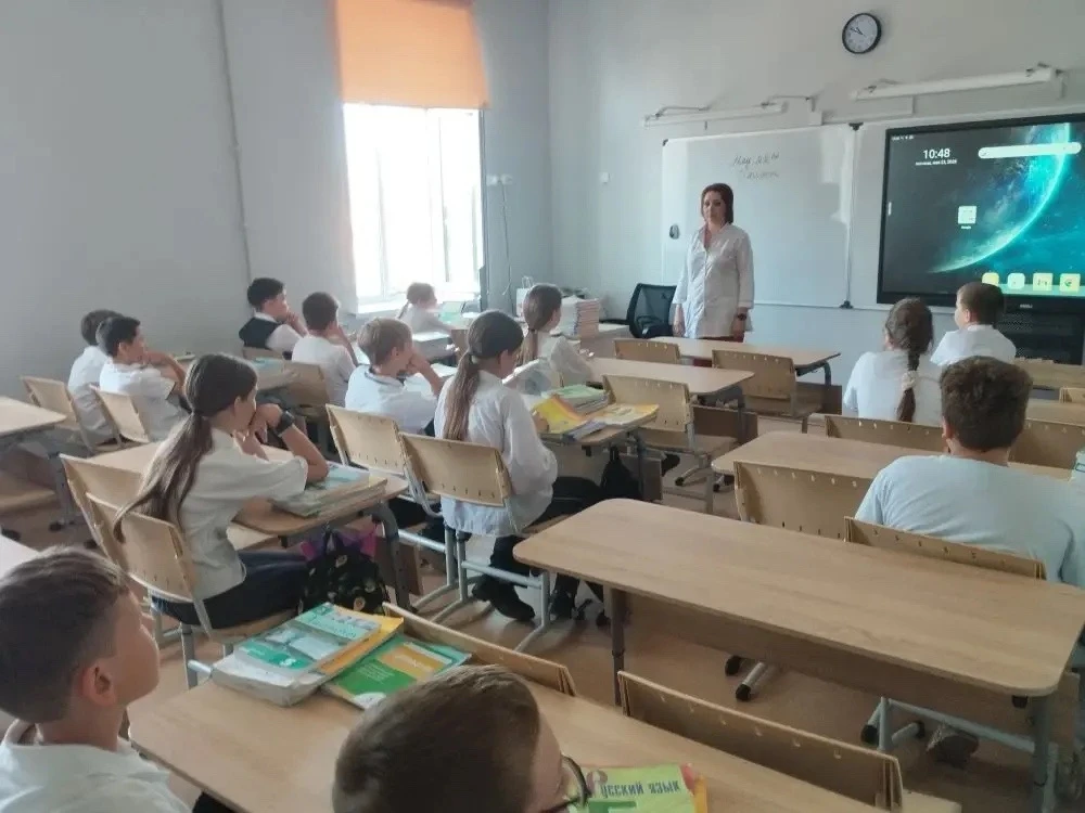 Ваше здоровье — в ваших руках! (или: Как прошла Неделя иммунизации в нашей школе)

На этой неделе к 